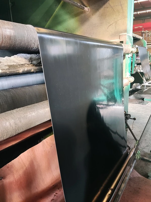 高铁用阻燃橡胶板可以吗