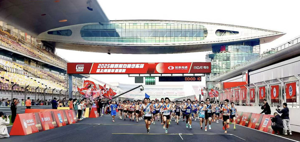 深一度 | 高百十年，跑步给学生带来了什么